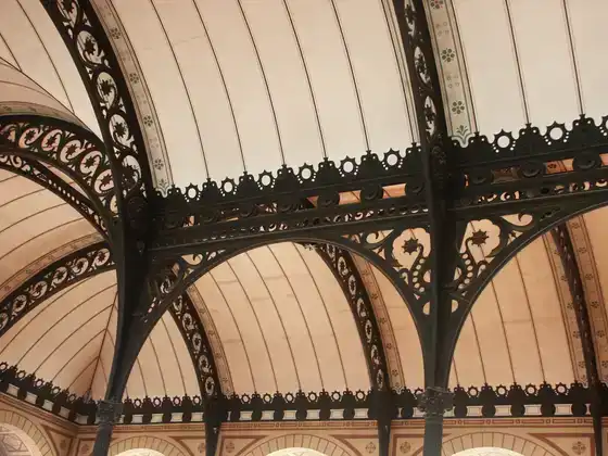 Bibliothèque Sainte-Geneviève — salle de lecture